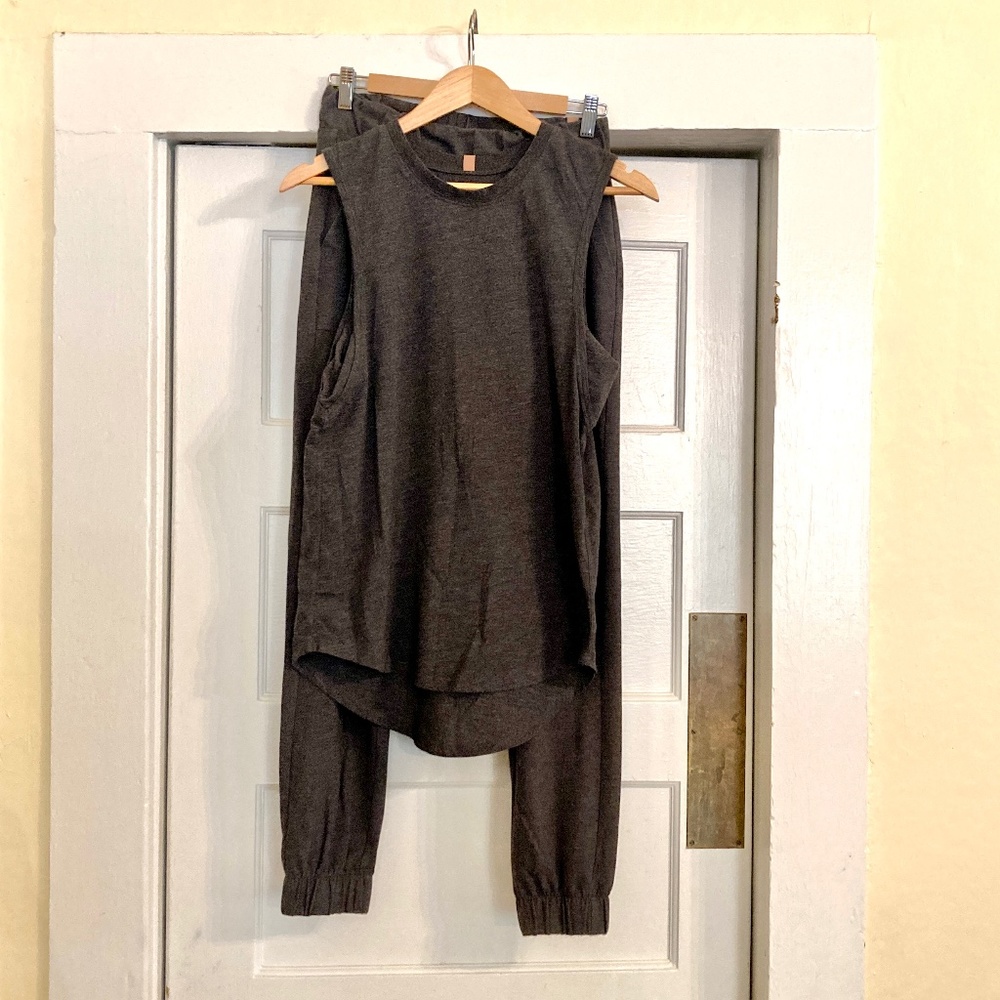 Lunya Restore Set - Muscle Tee Tank + Draped Joggers Gray XS